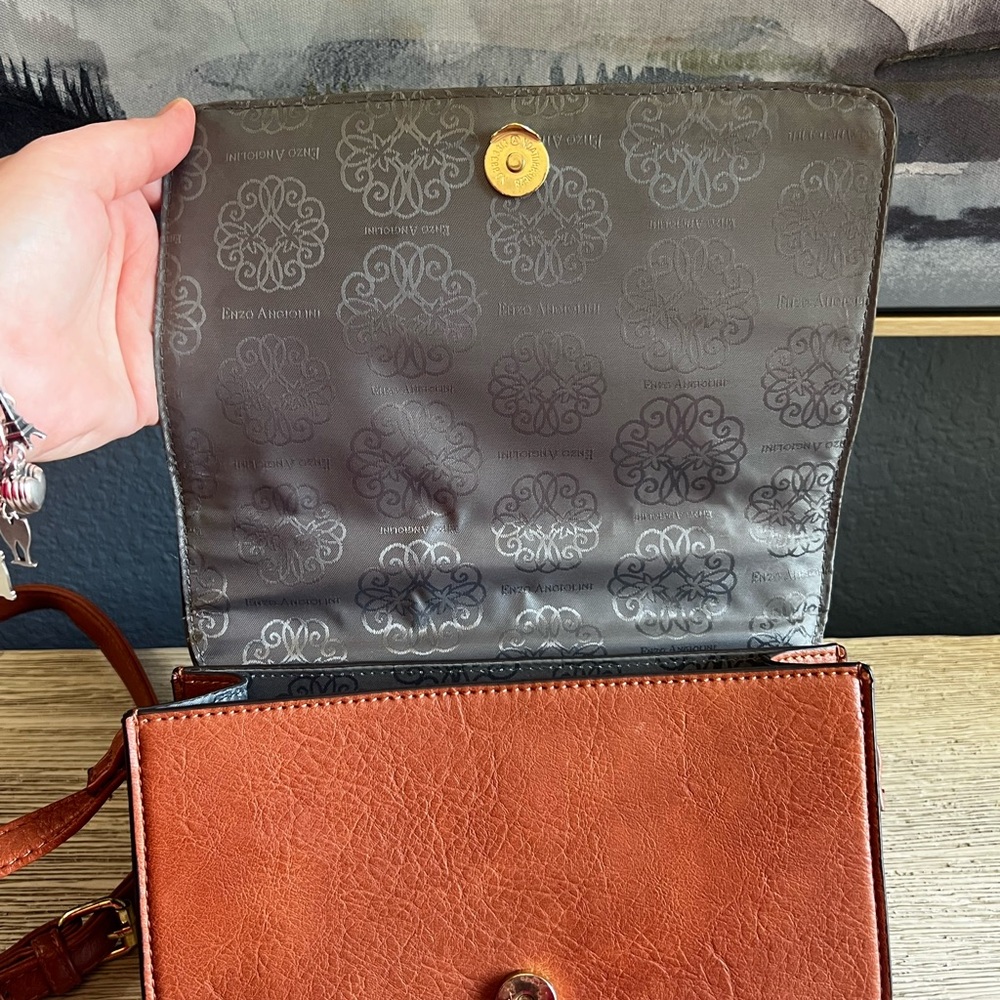 Enzo Angiolini Woven Brown and Tan Crossbody Bag - Picture 9 of 13